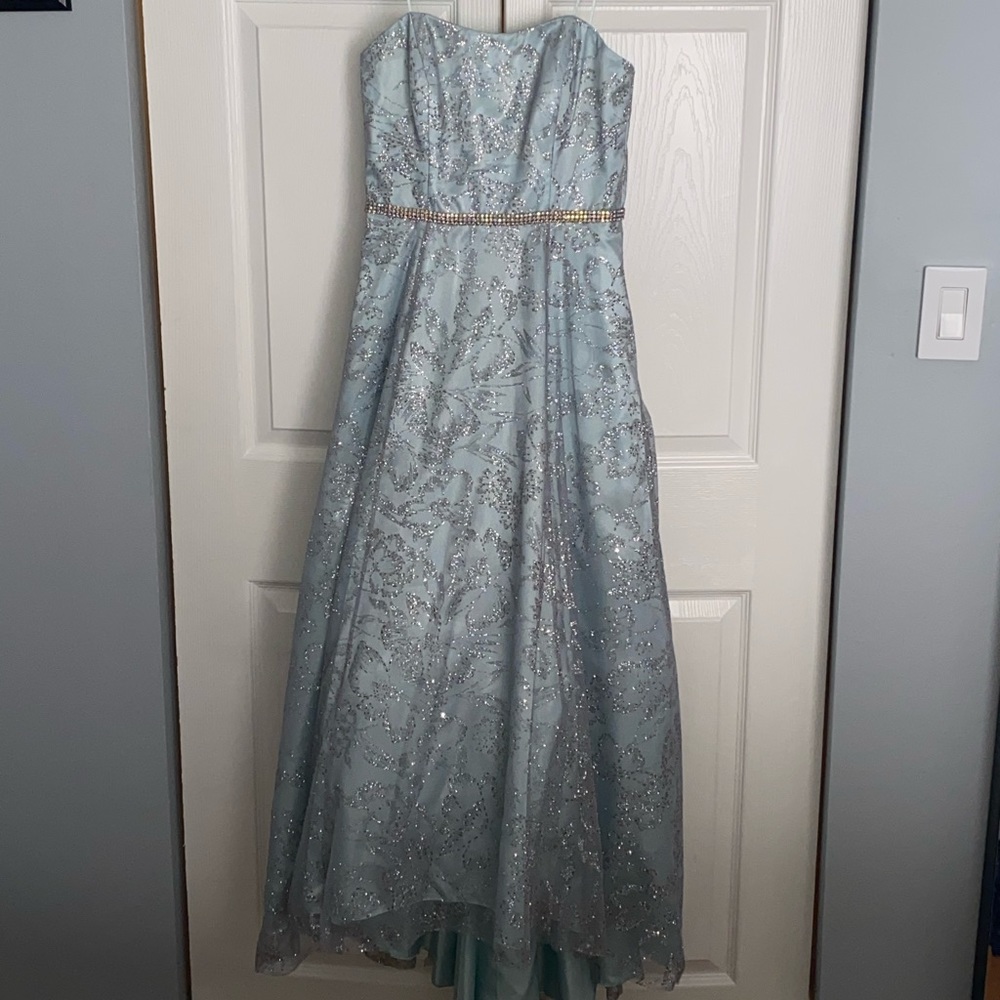 Blue Dress for Sweet Sixteens or 15s Brand New